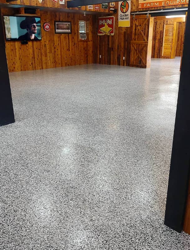Epoxy floor coating for a commercial workspace in Gahanna, OH