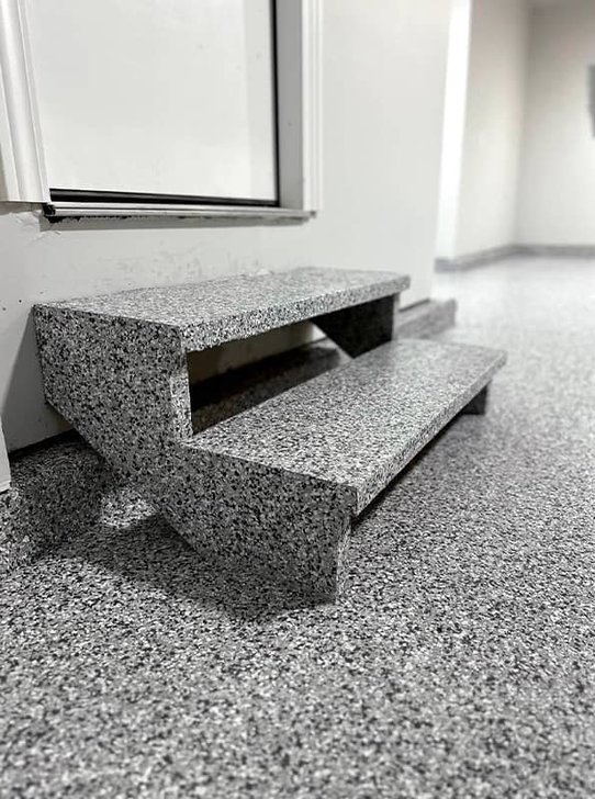 Gray flake epoxy-coated entry steps and floor